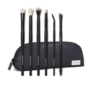 Eye brush set NWT